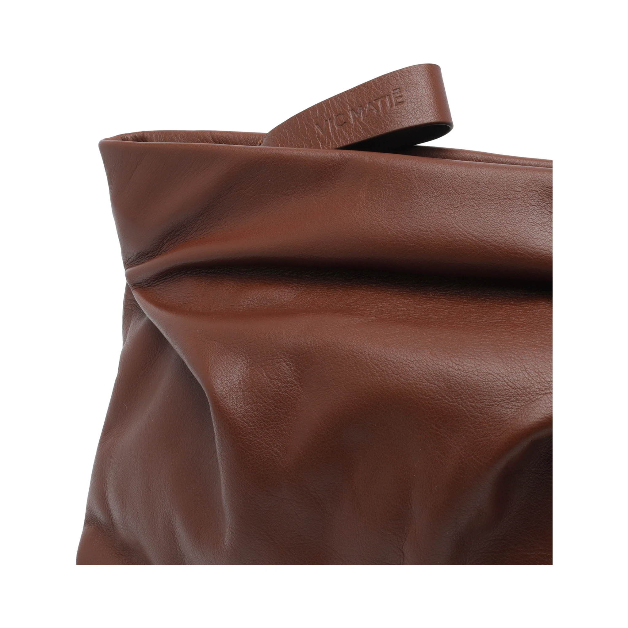 حقائب فيك ماتي.. بنية اللون