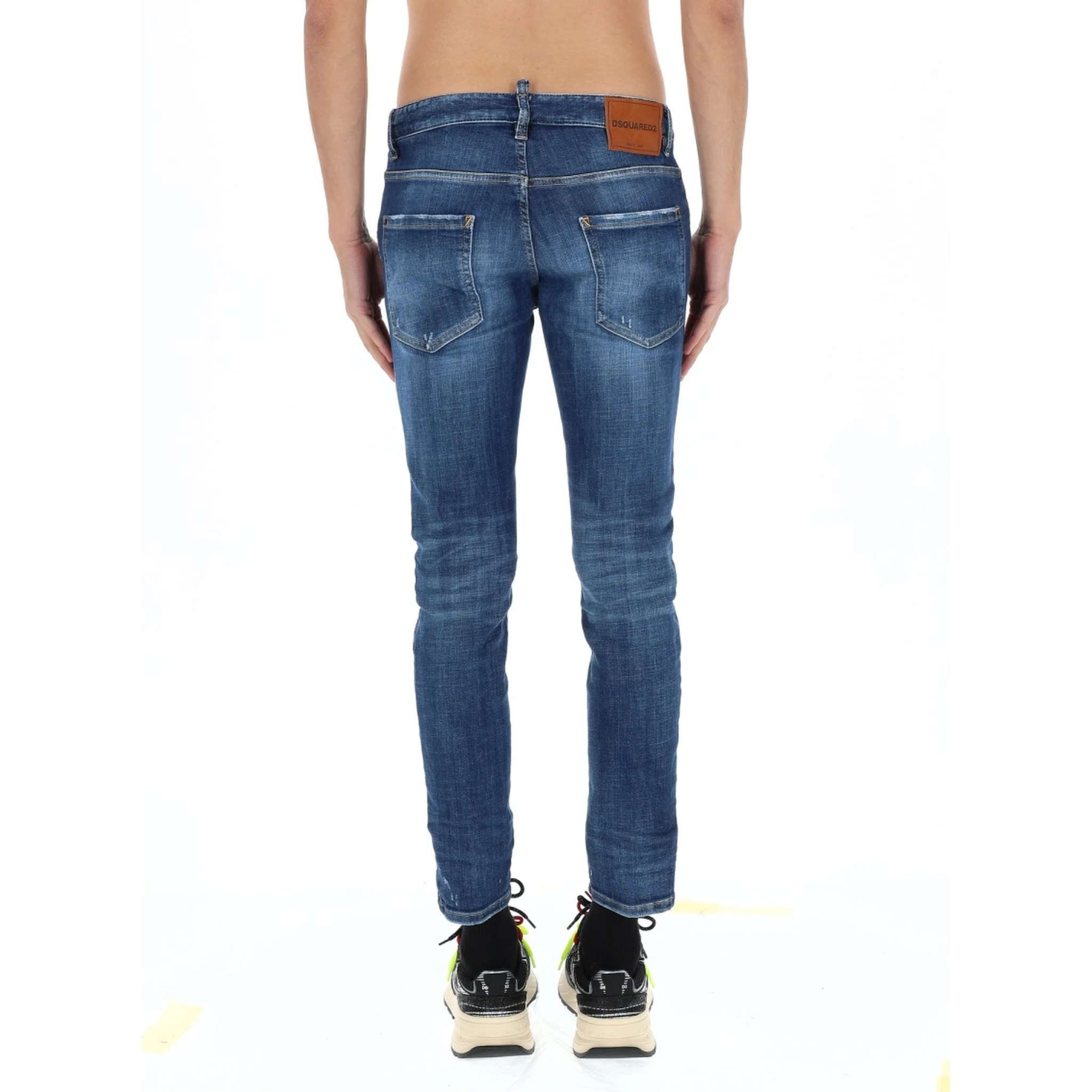 SKATER JEANS