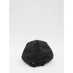 Baseball cap in cotton gabardine