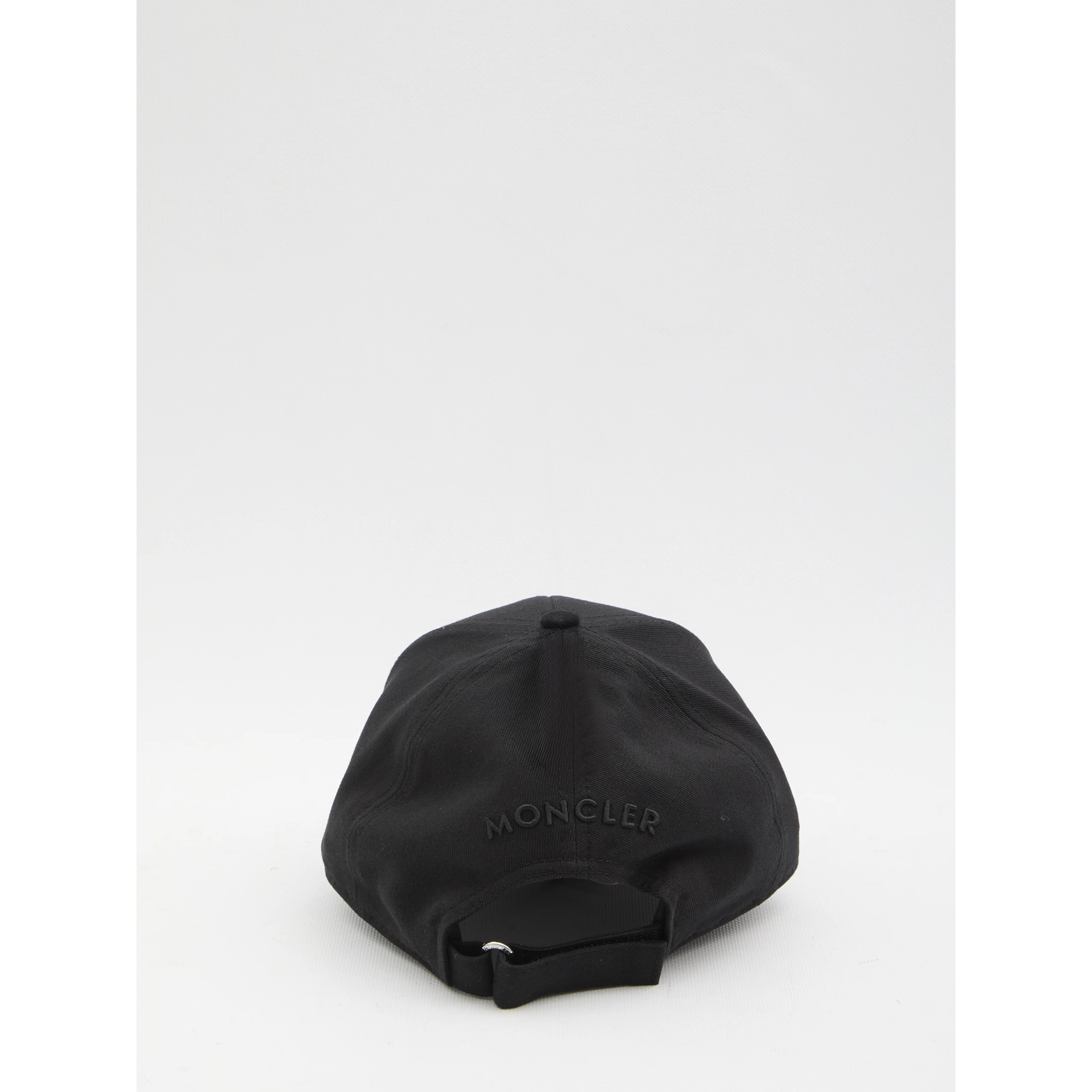 Baseball cap in cotton gabardine