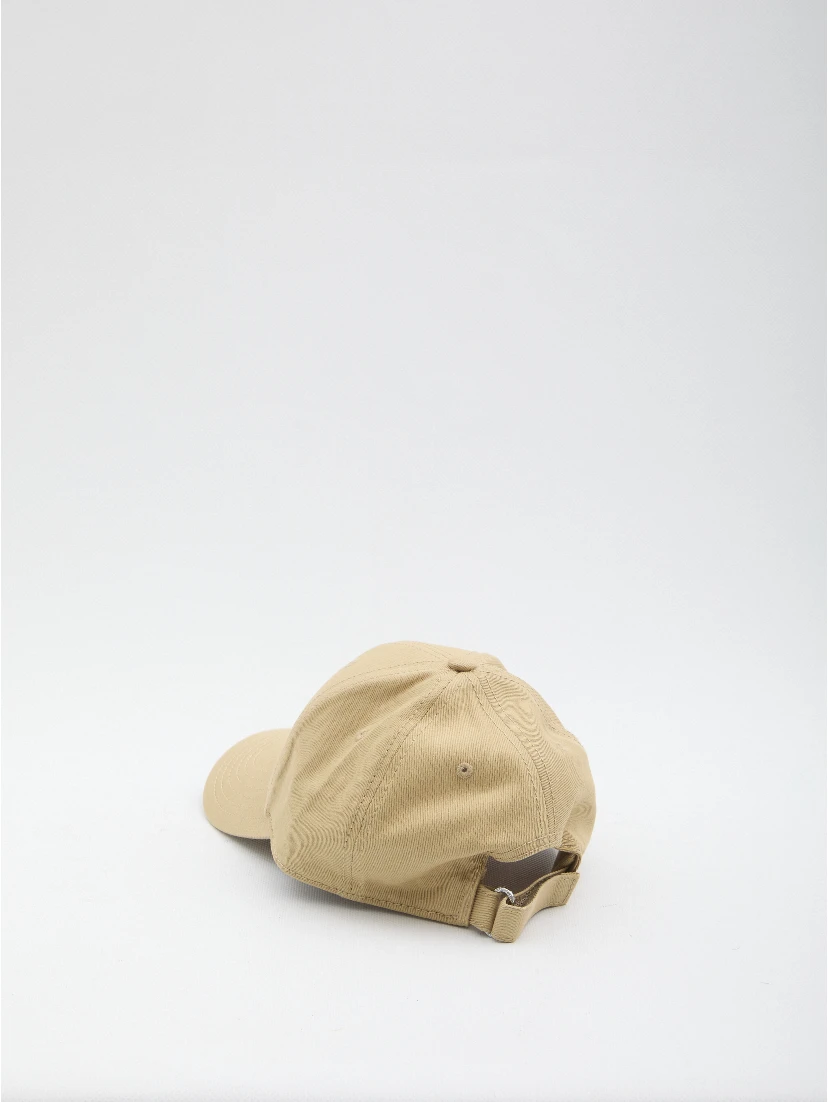 Baseball cap with logo