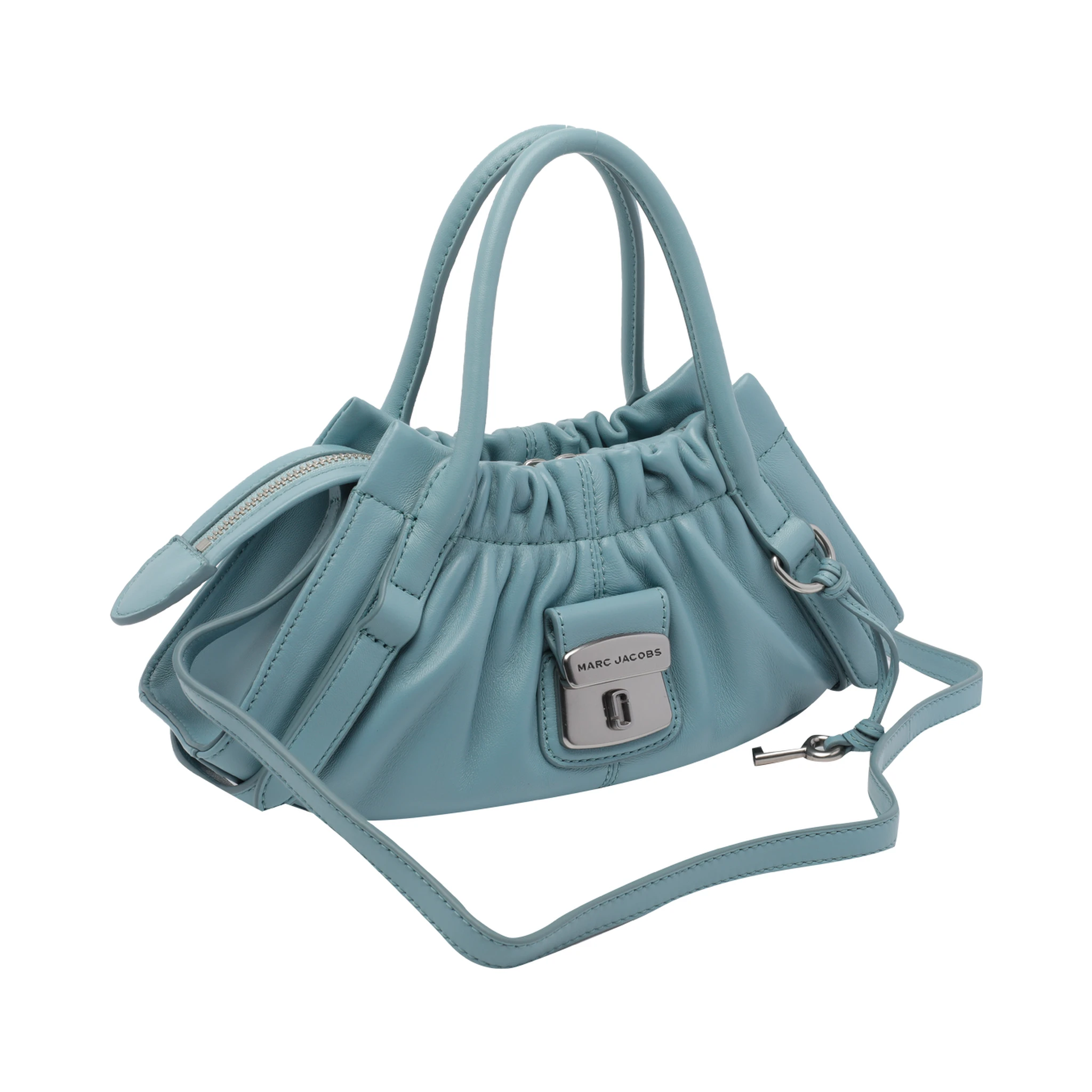 حقائب مارك جاكوبس.. زرقاء