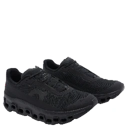 حذاء رياضي أسود من ON