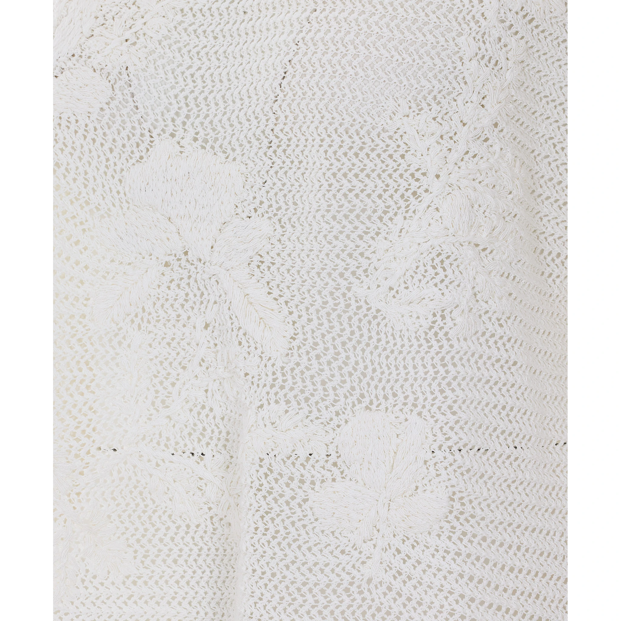 طقم كنزات أبيض