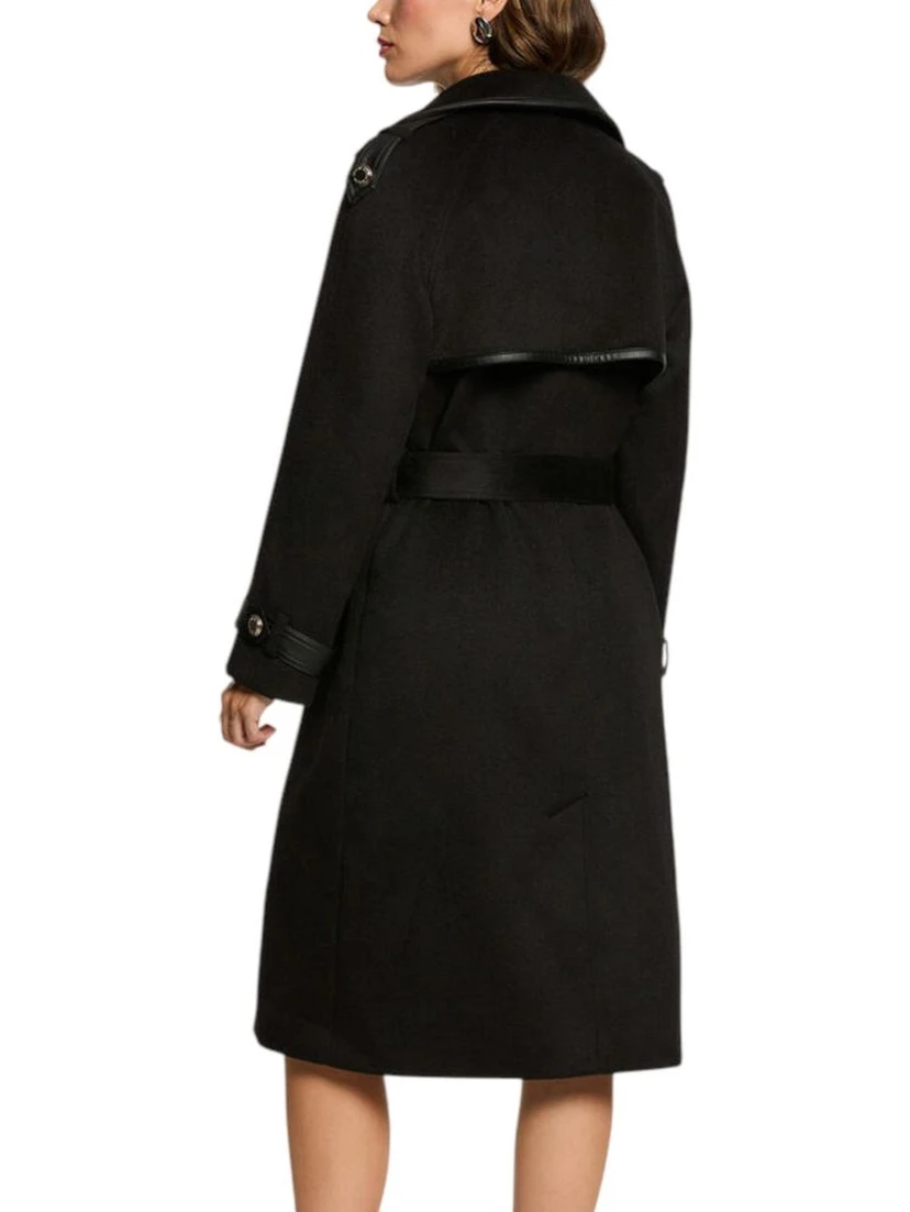 طلاء بوليستر أسود