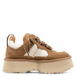 حذاء كاحل من الجلد البيج