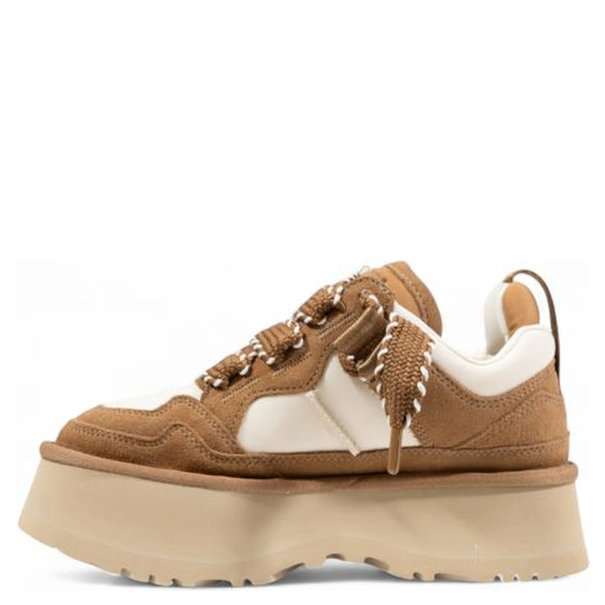 حذاء كاحل من الجلد البيج