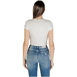 تيشيرت قطني كريمي اللون