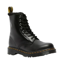 أحذية جلدية سوداء برباط