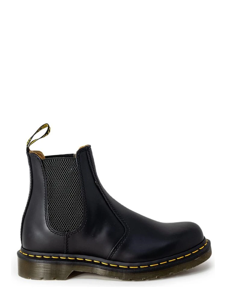 حذاء كاحل من الجلد الأسود