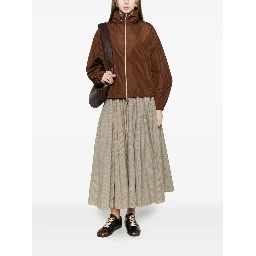 جاكيتات هيرنو بنية اللون