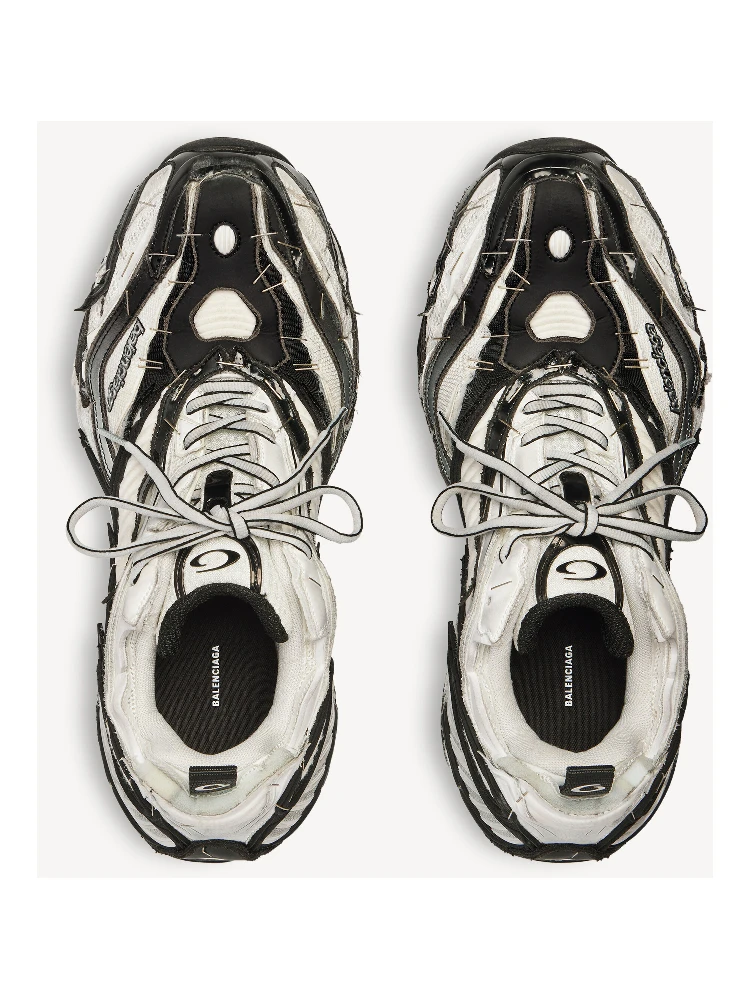 "Soleless" sneakers alternative