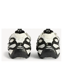 "Soleless" sneakers