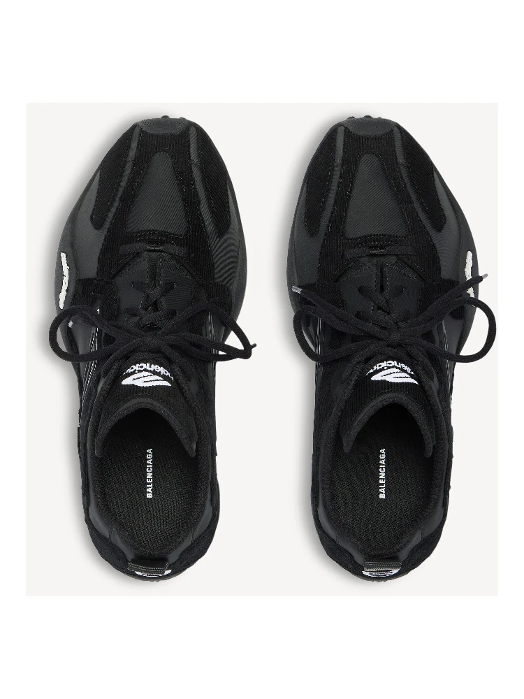 "Monday Ultra" sneakers alternative