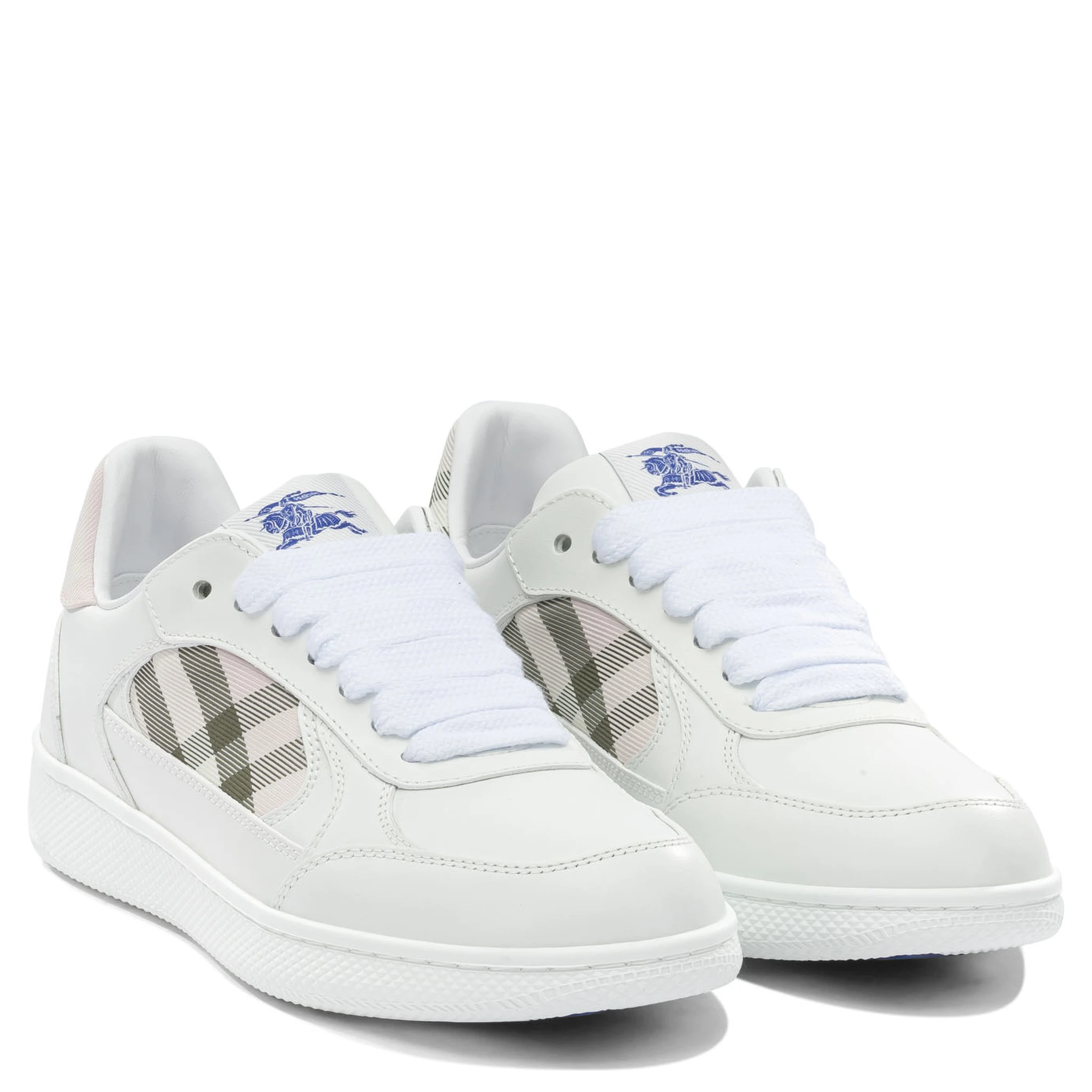 Check details sneakers