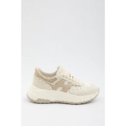 أحذية رياضية عالية الدقة