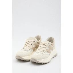 أحذية رياضية عالية الدقة