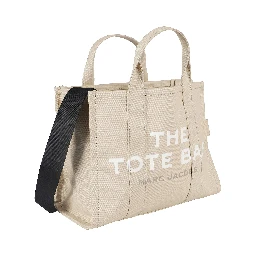 حقيبة متوسطة الحجم