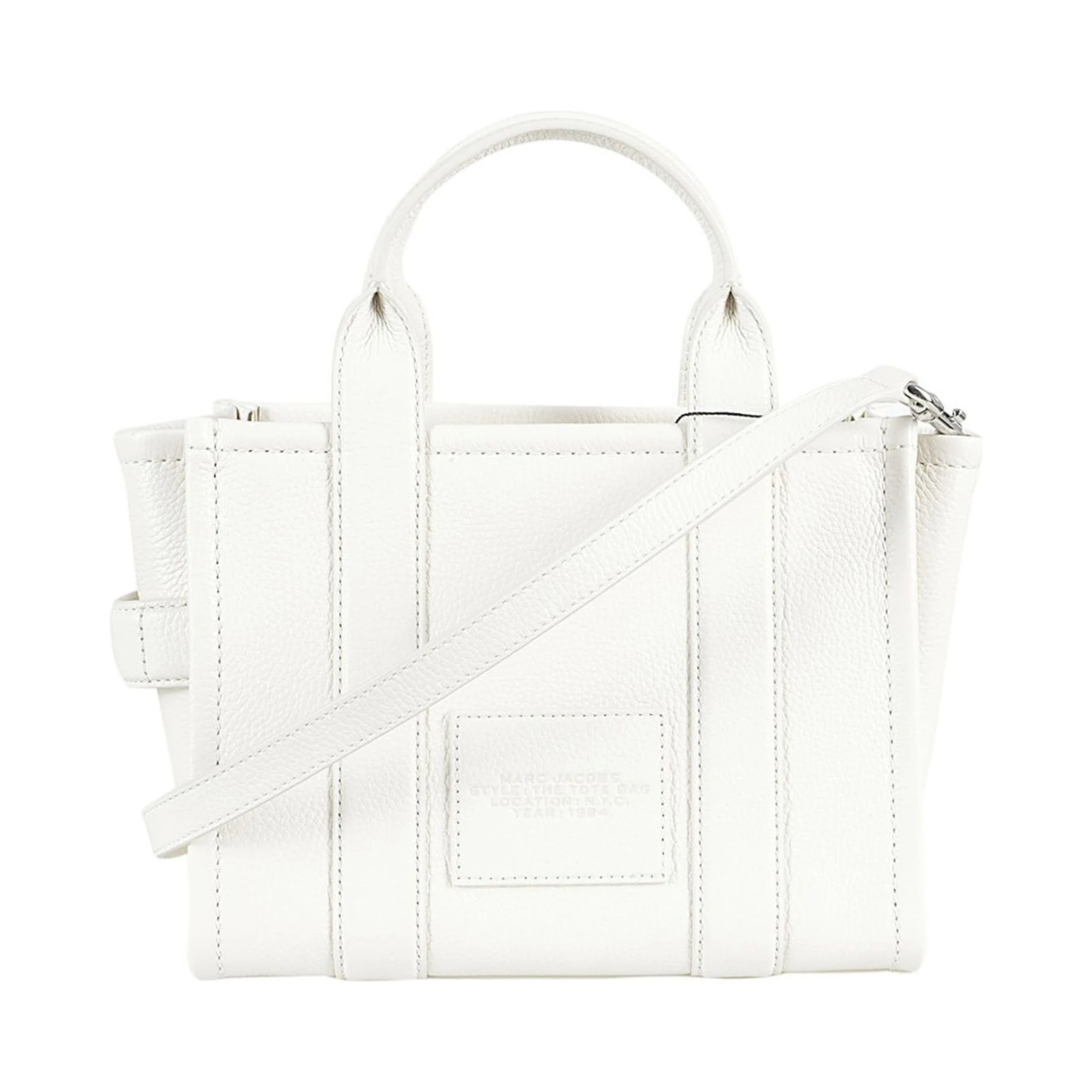 الحقيبة الصغيرة