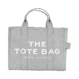 حقيبة متوسطة الحجم