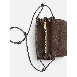 حقائب بوتيغا فينيتا.. بني