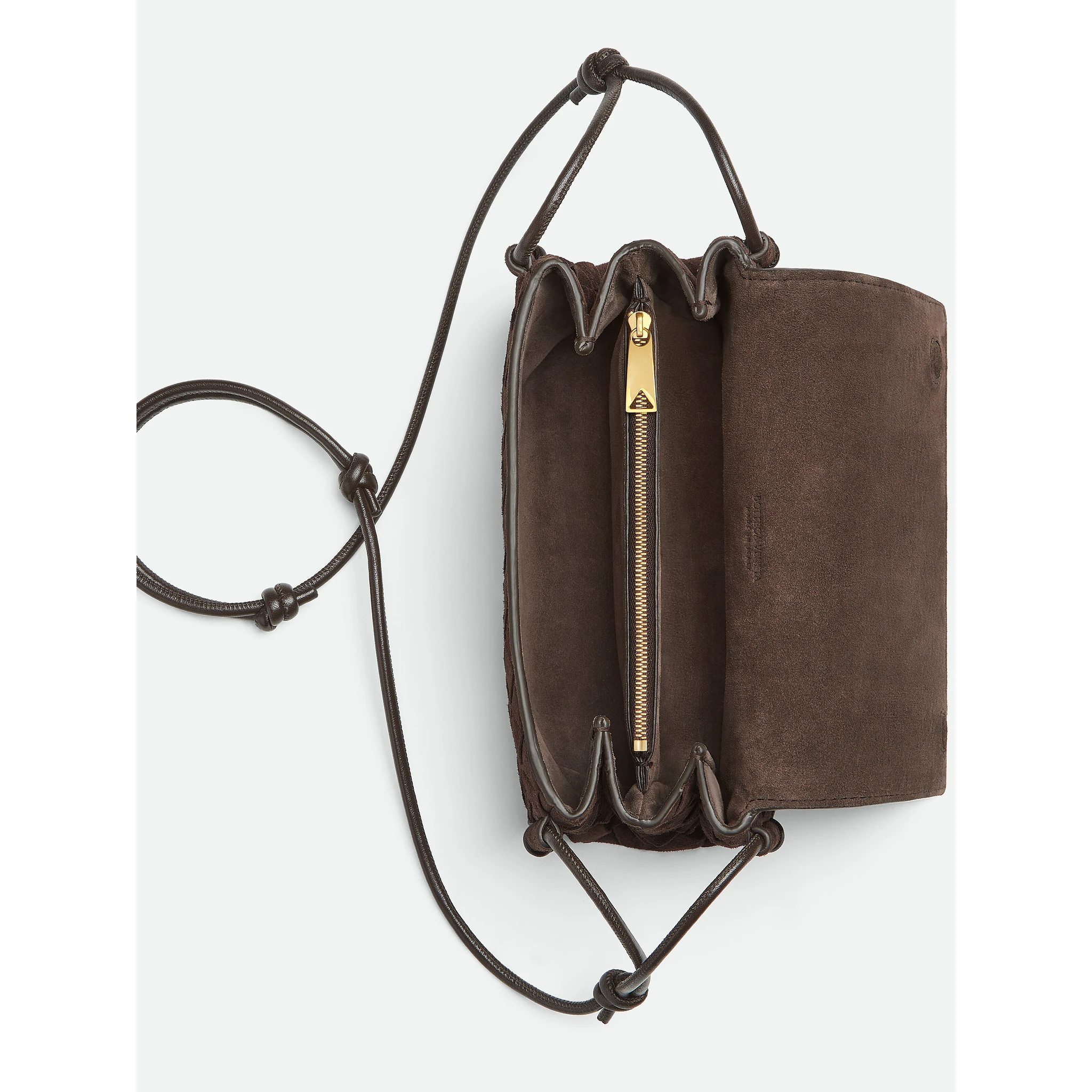 حقائب بوتيغا فينيتا.. بني