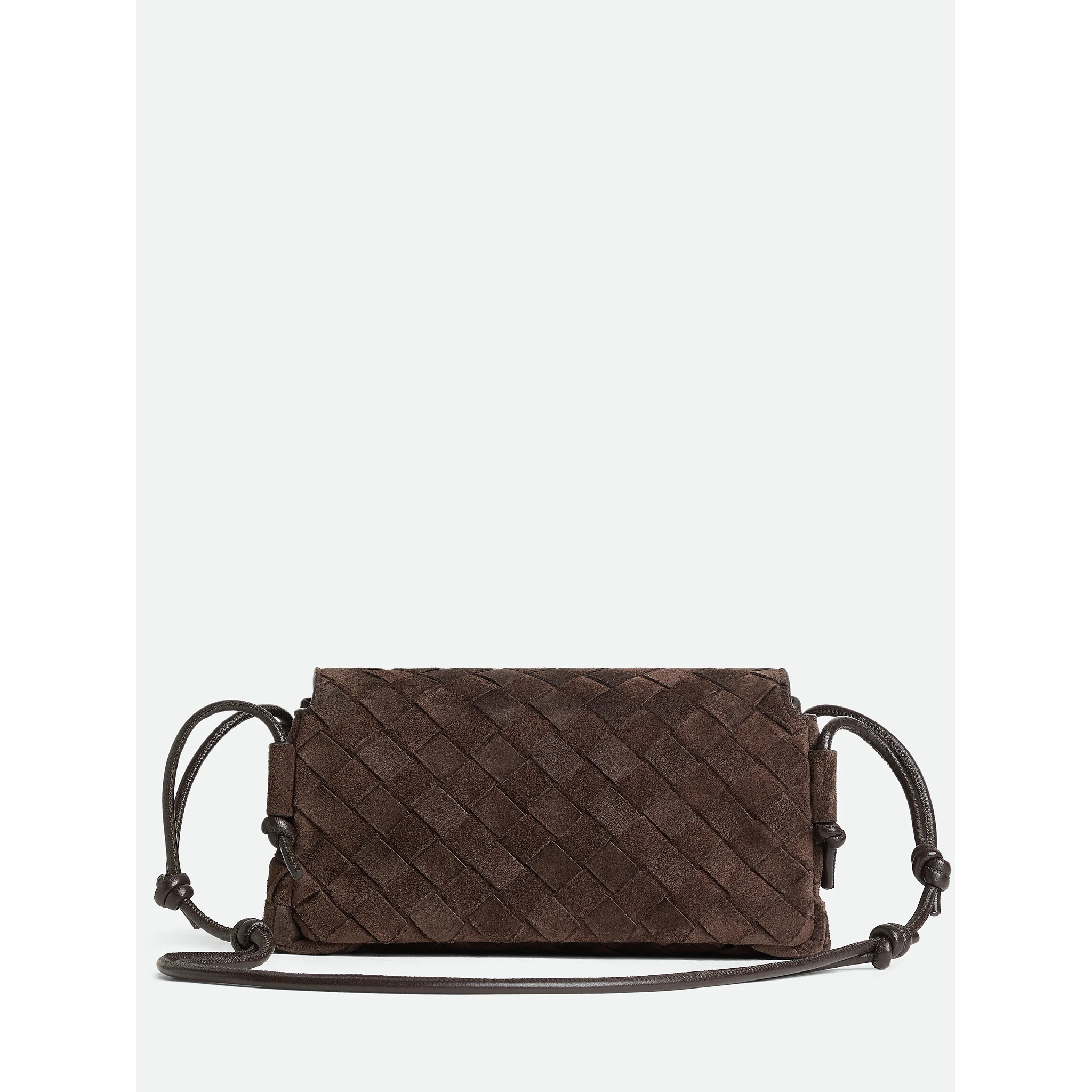 حقائب بوتيغا فينيتا.. بني