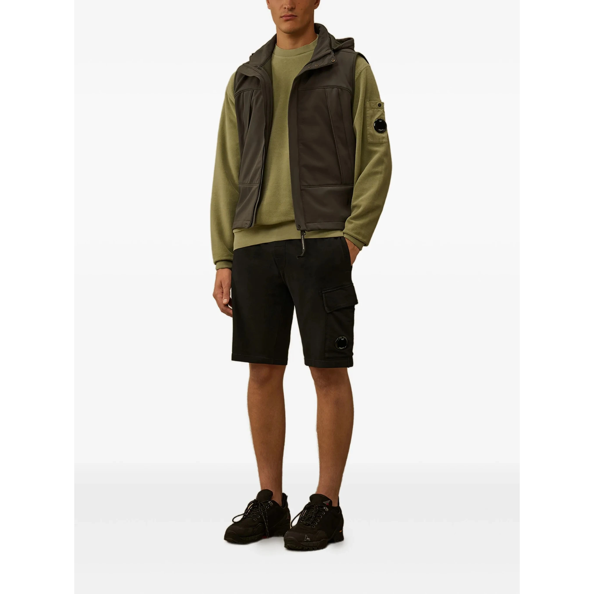 CP COMPANY Shorts Black