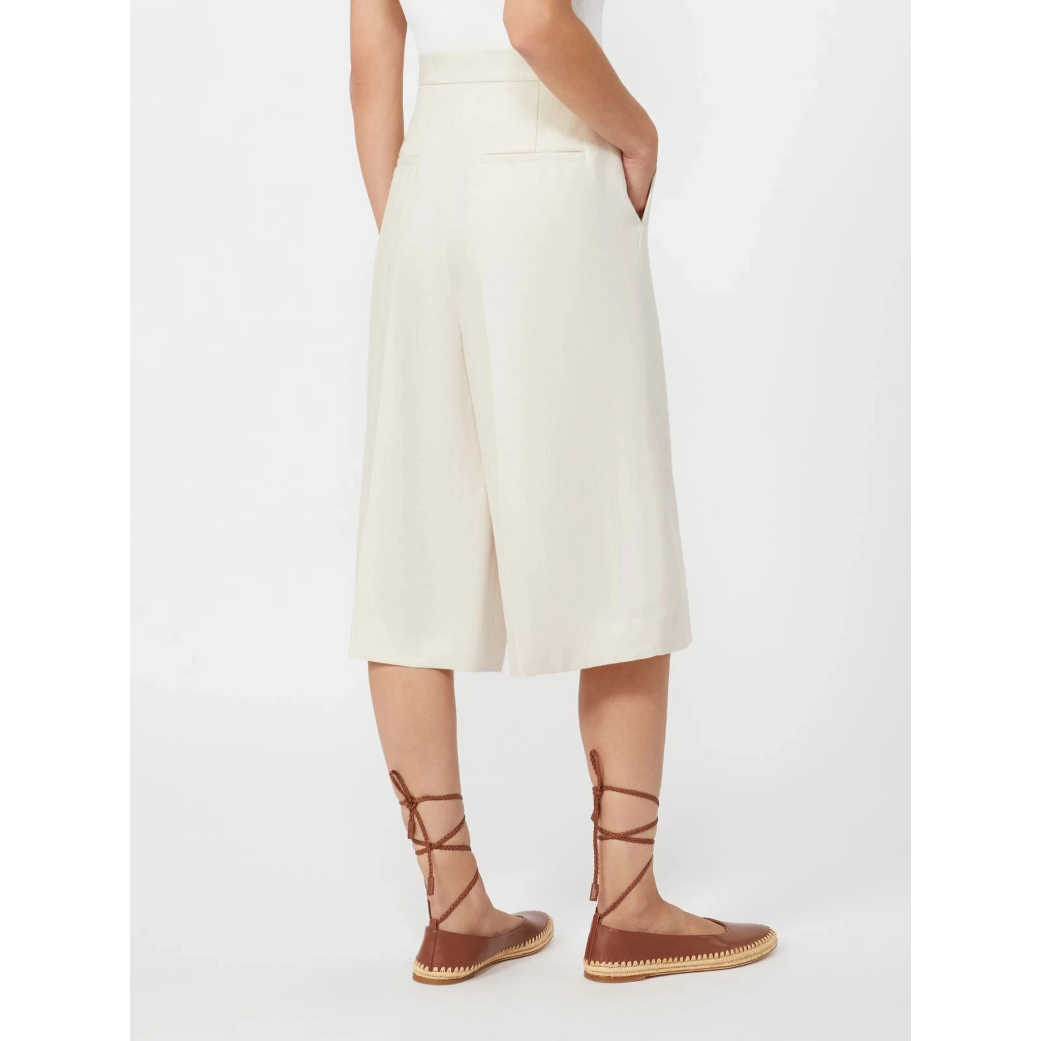 Max Mara Shorts White