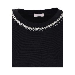 تيشيرتات وبولو من تصميم ليو جو باللون الأسود