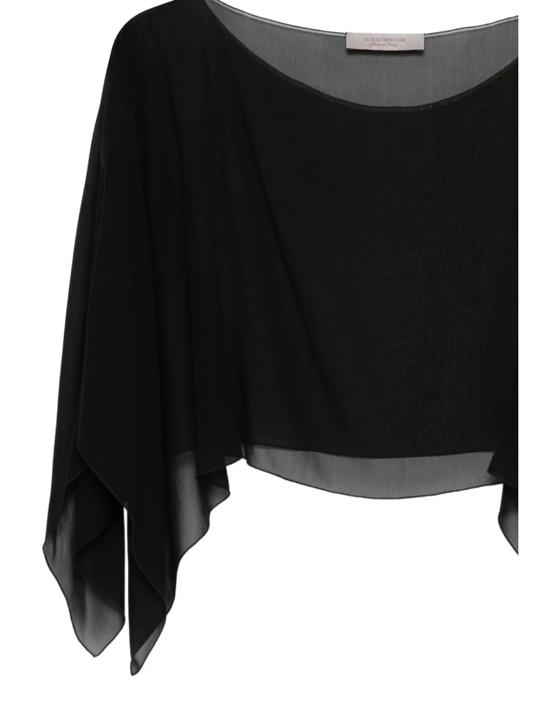 تيشيرتات وبولو سوداء من D EXTERIOR alternative