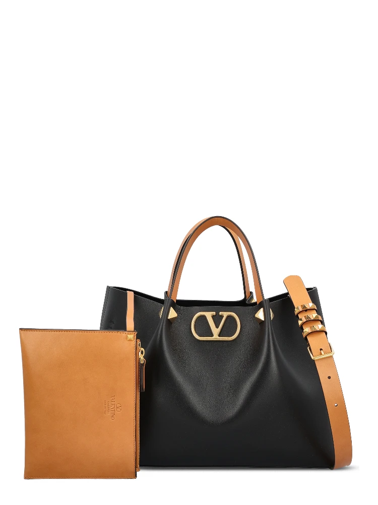 حقائب فالنتينو غارافاني