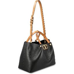 حقائب فالنتينو غارافاني