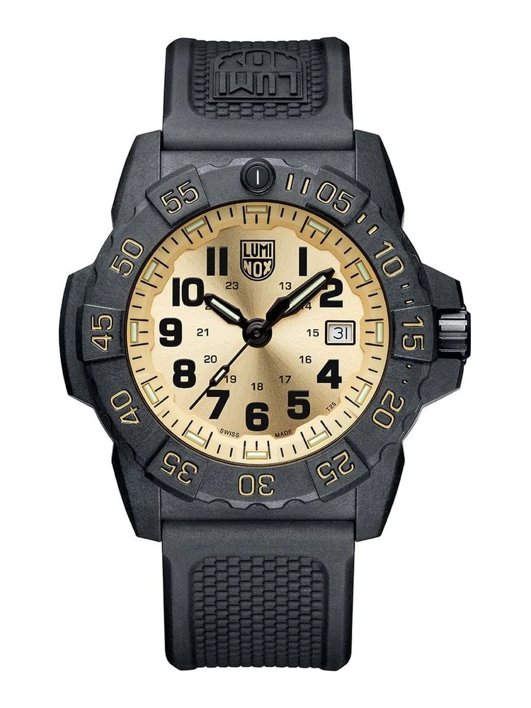 Black Rubber Sport Watch