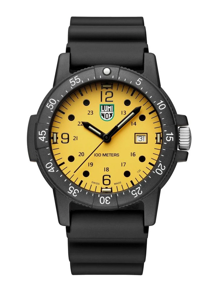 Black Resin Sport Watch