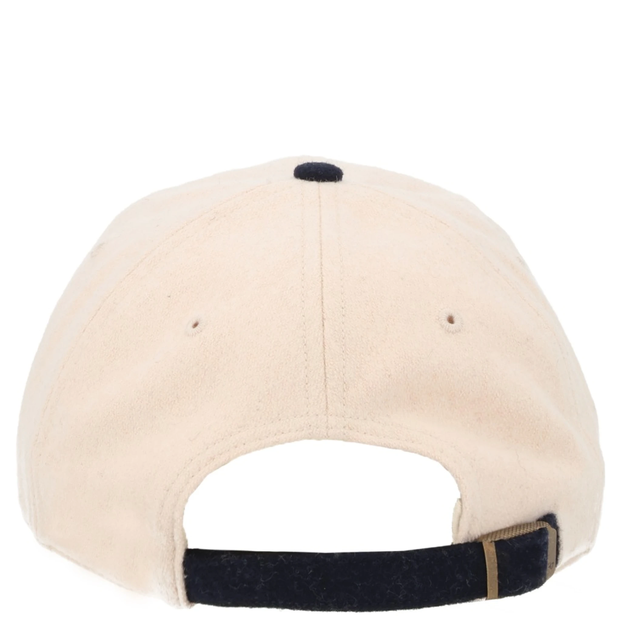 قبعة بيسبول بشعار