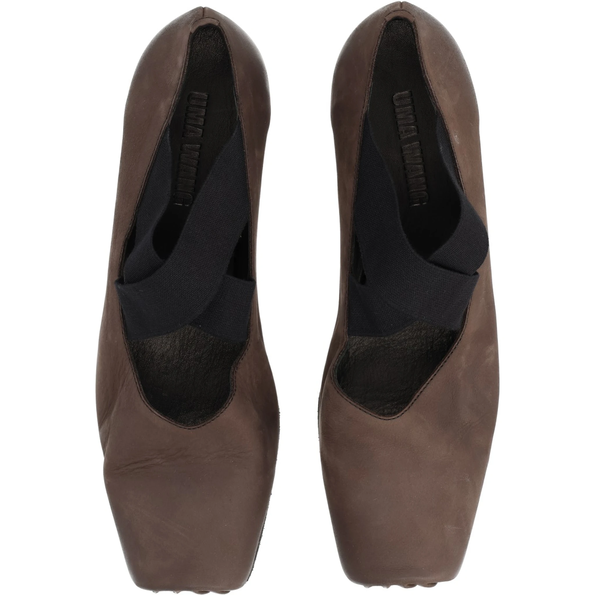 راقصة باليه جلدية