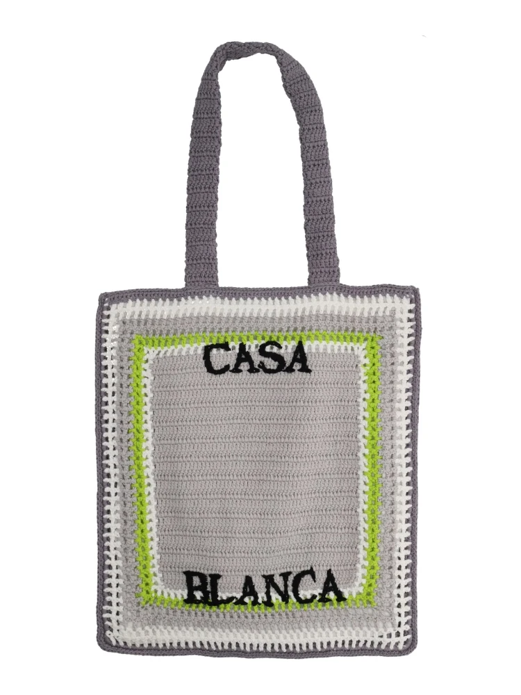 حقيبة تسوق مزينة بشعار alternative