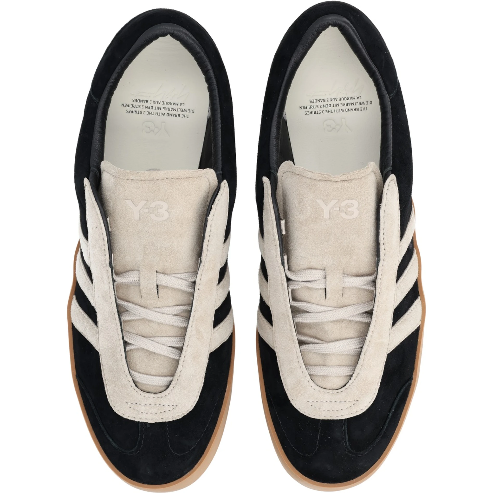 حذاء رياضي "غزال"