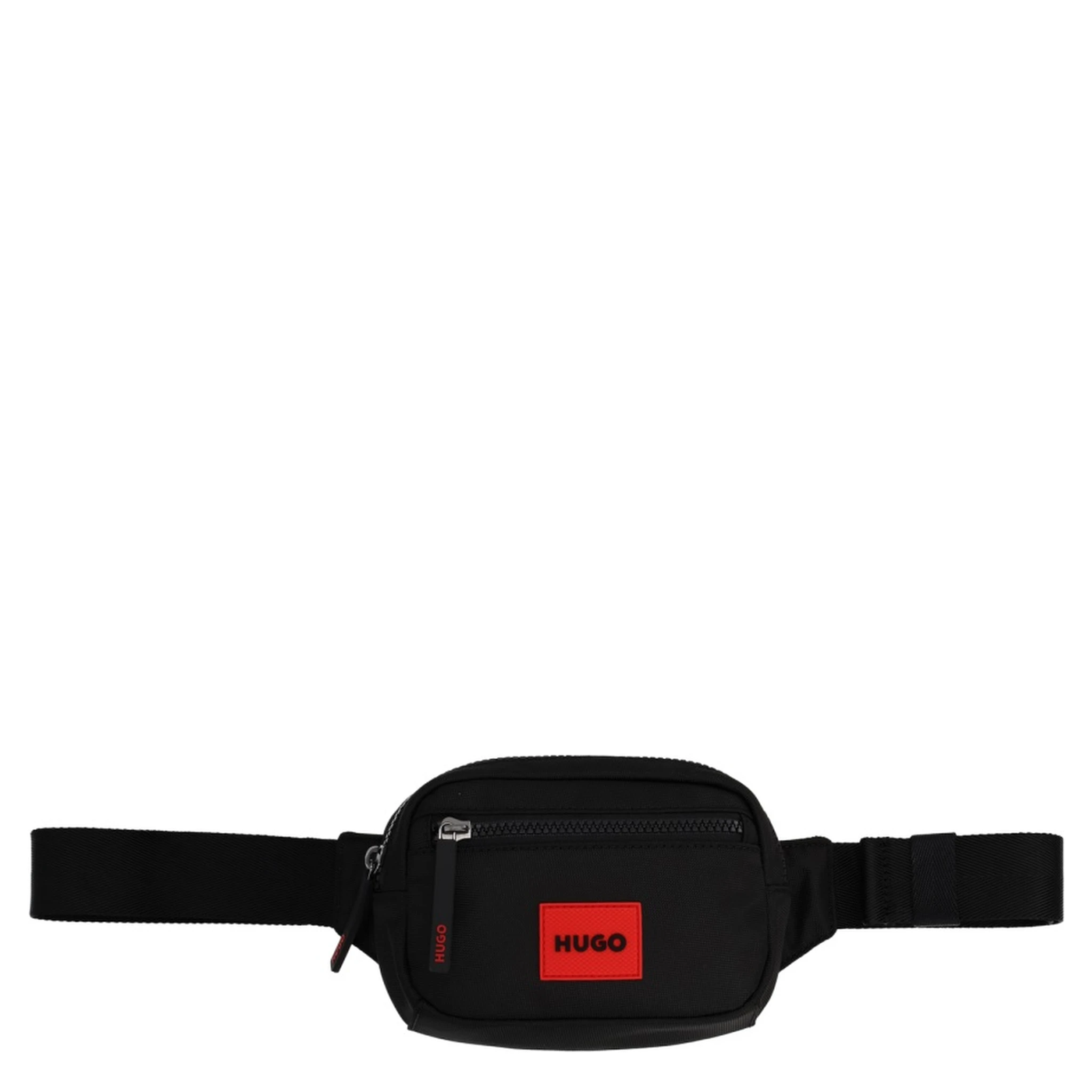 حقيبة عليها شعار