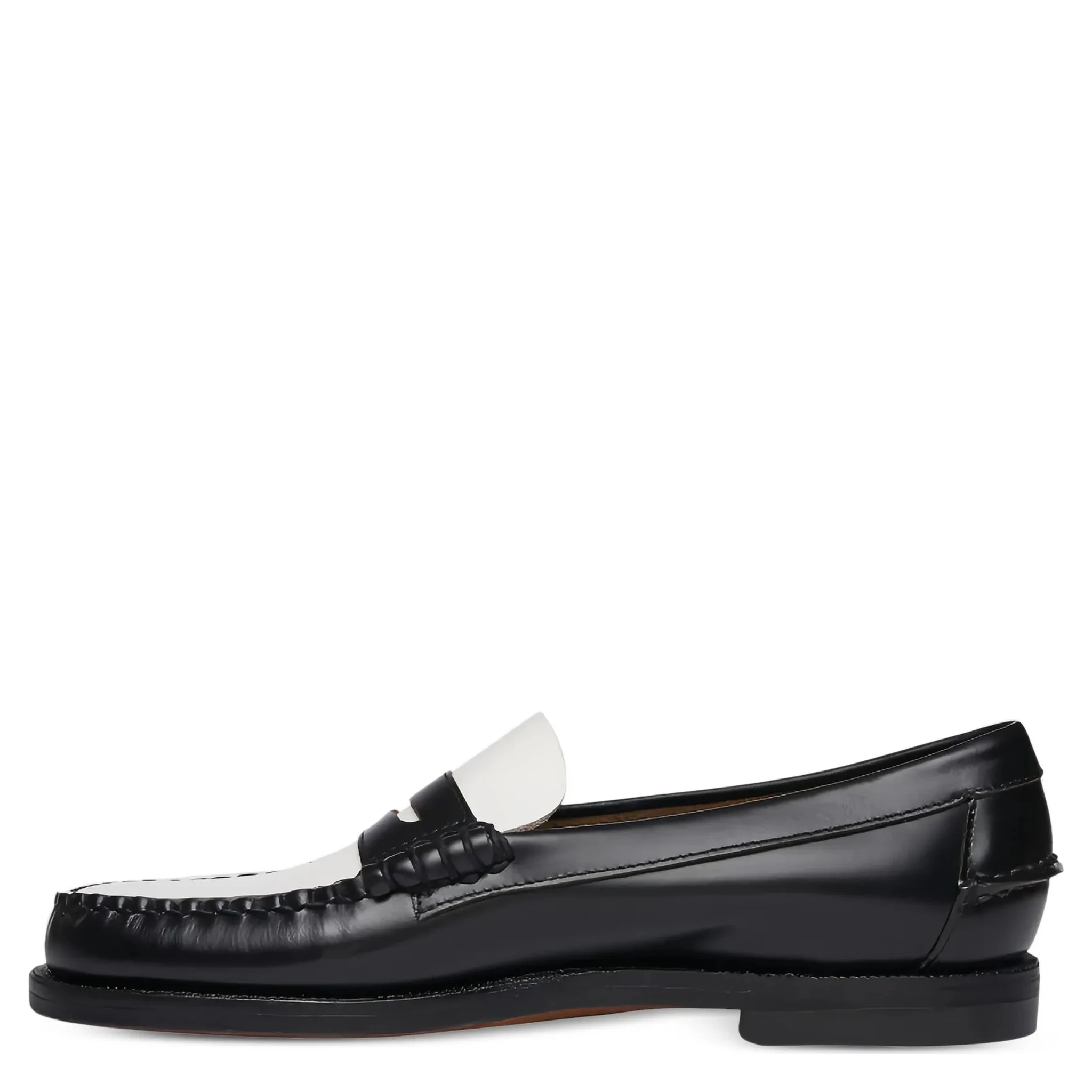 حذاء سيباغو مسطح أسود