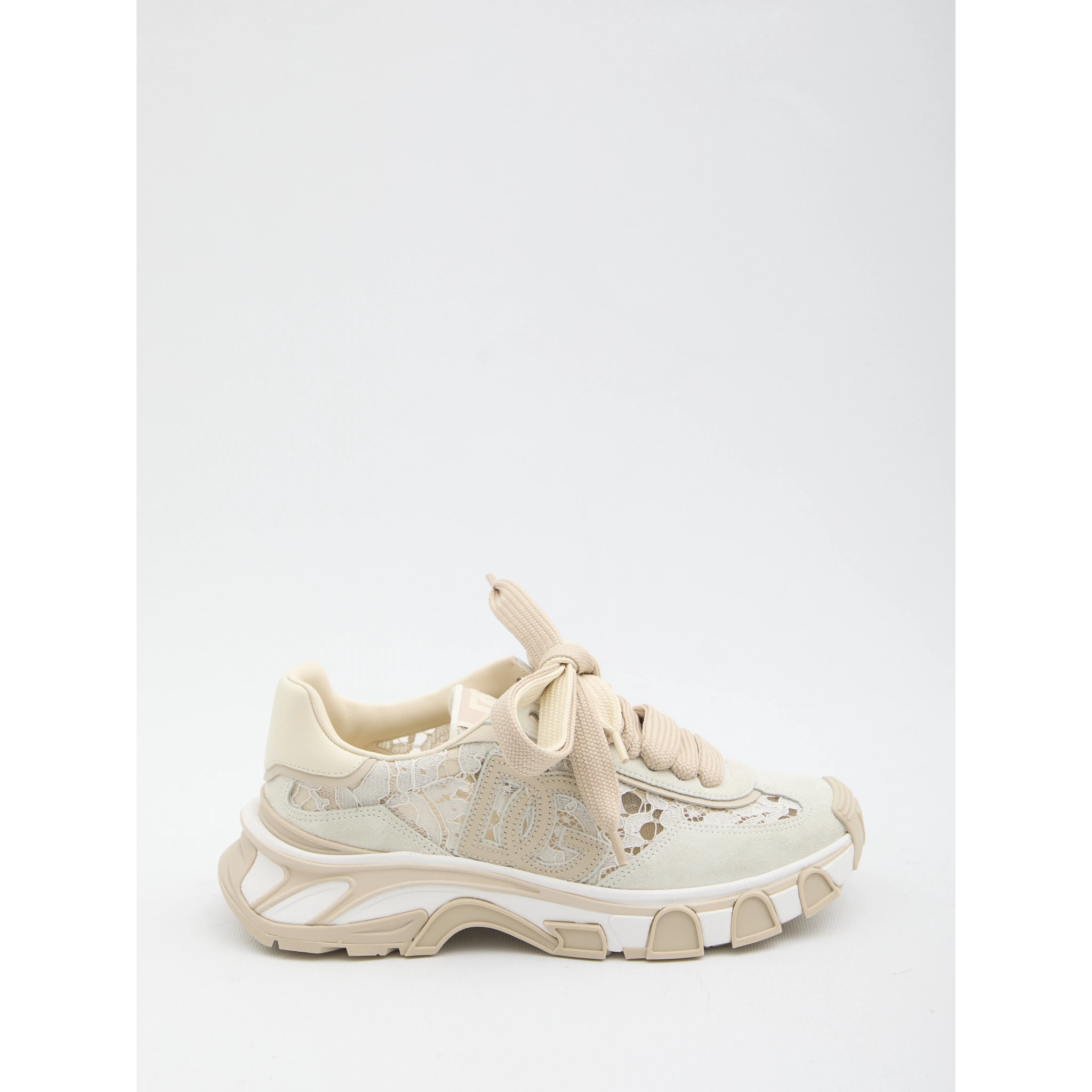 Sneakers DG Country Road in lace