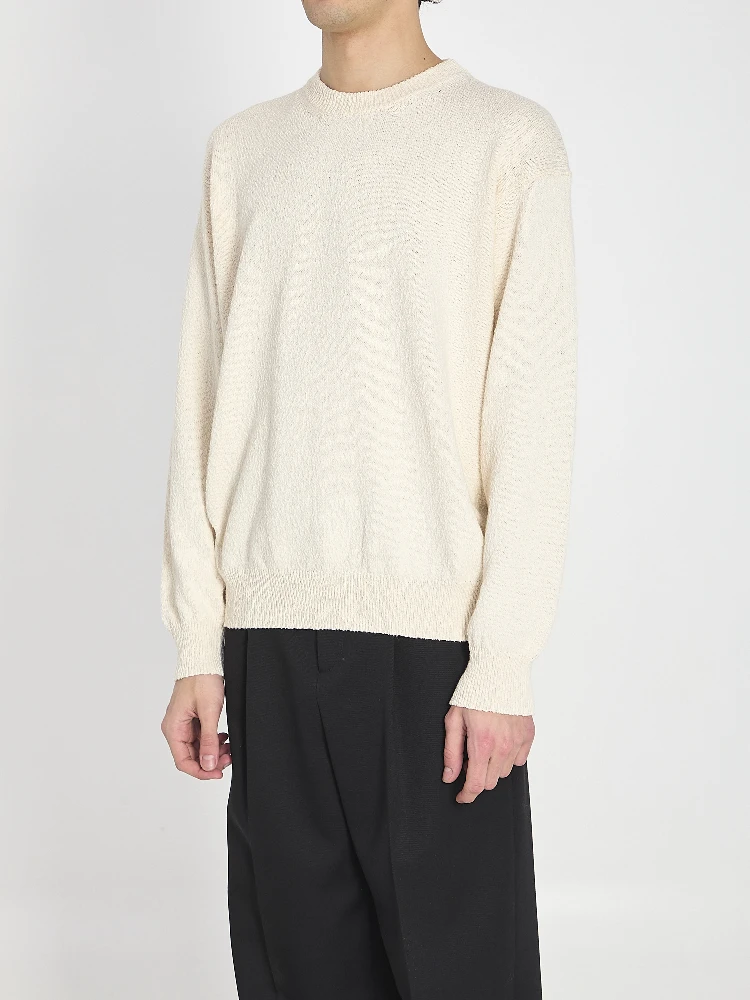 Crewneck sweater alternative