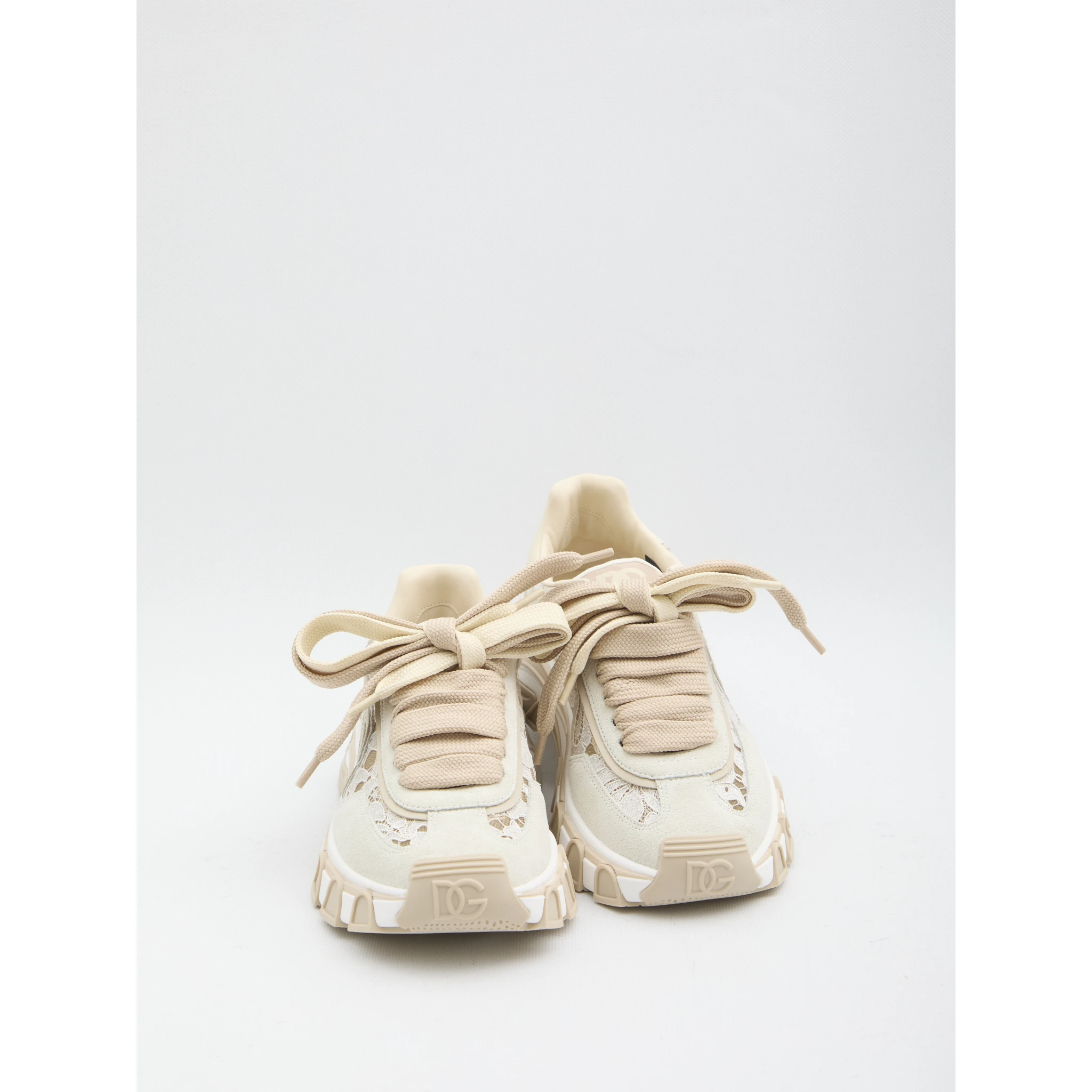 Sneakers DG Country Road in lace