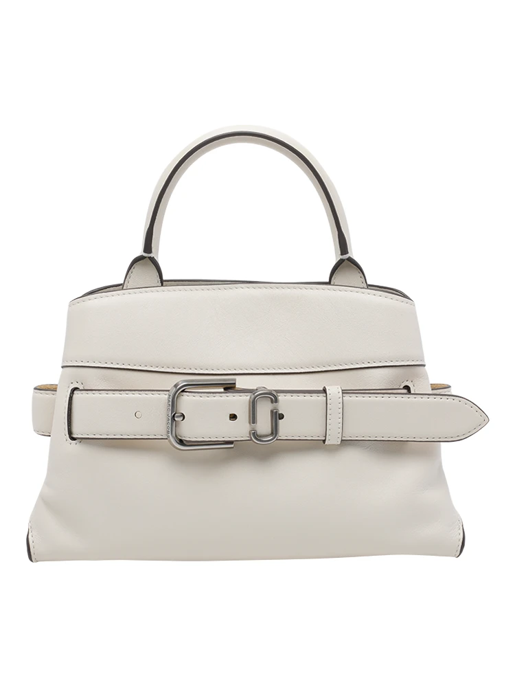 حقائب مارك جاكوبس.. بيضاء