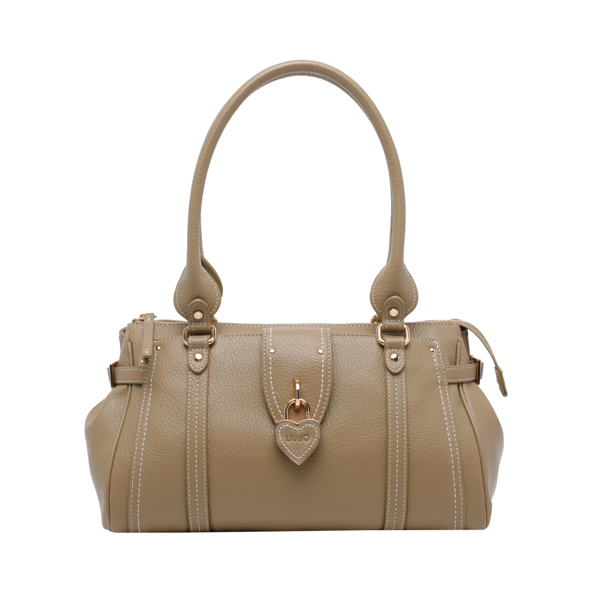 حقائب ليو جو.. خضراء