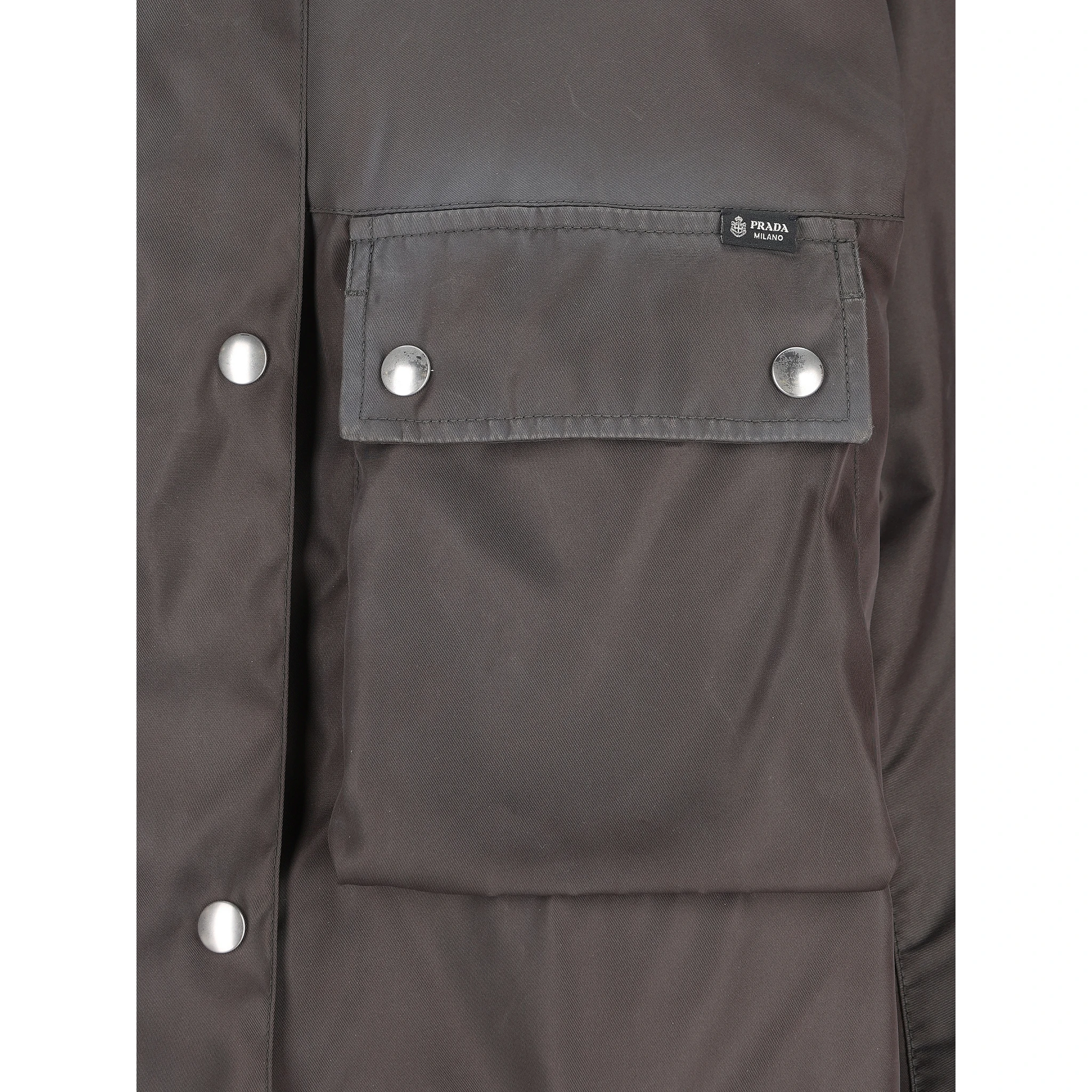 جاكيتات برادا رمادية