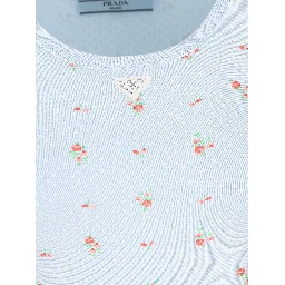 بلوزة برادا