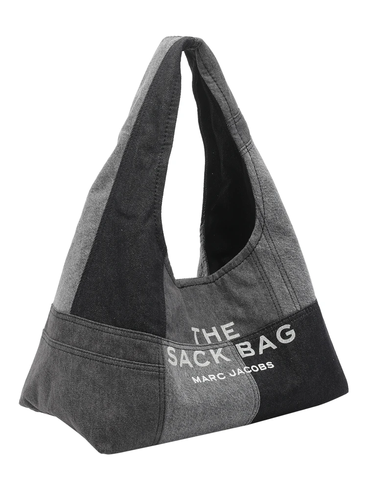 حقائب مارك جاكوبس.. سوداء alternative