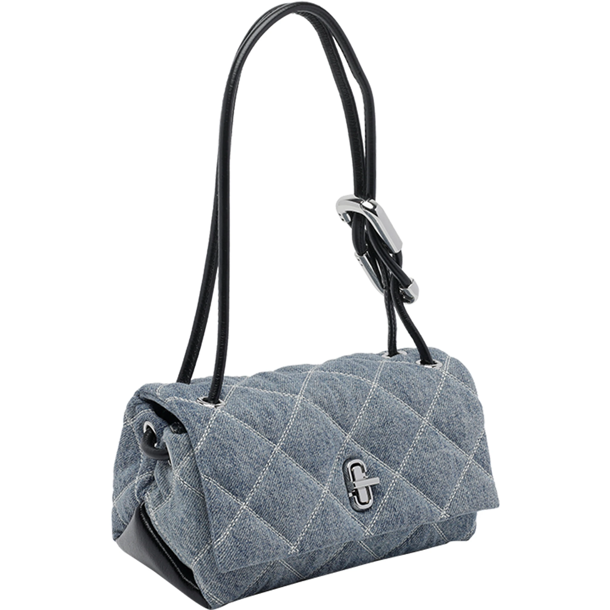 حقائب مارك جاكوبس.. زرقاء